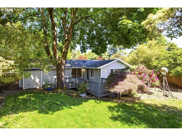8416 Sw IROQUOIS Dr, Tualatin, OR 97062