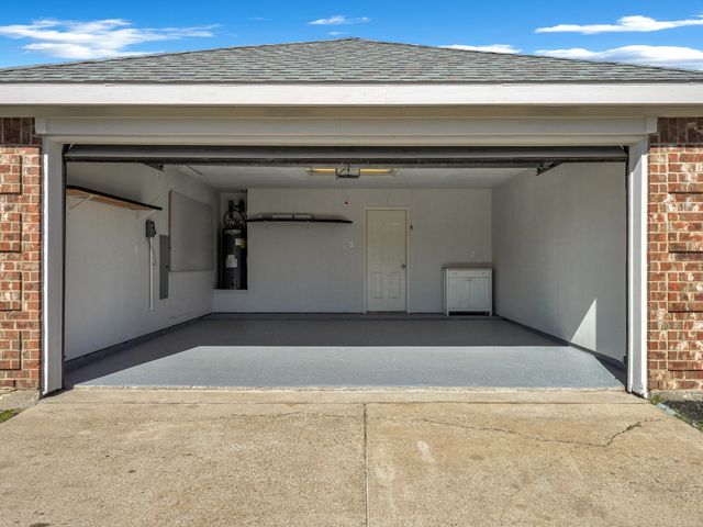 1410 Jacksons Run, Greenville, TX 75402