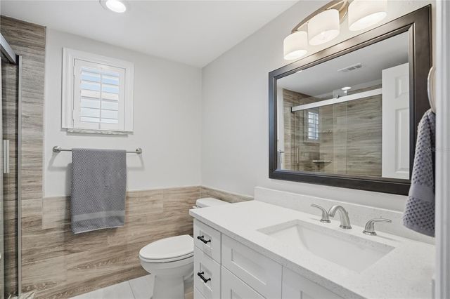 2566 GARY CIRCLE 6, Dunedin, FL 34698