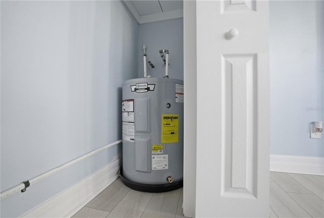 2566 GARY CIRCLE 6, Dunedin, FL 34698