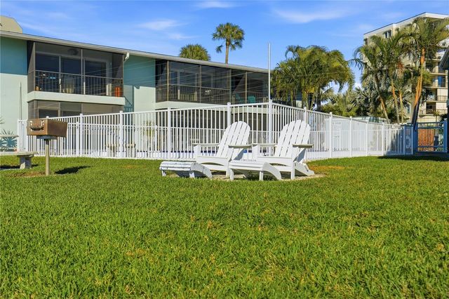 2566 GARY CIRCLE 6, Dunedin, FL 34698