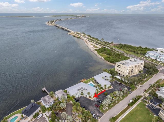 2566 GARY CIRCLE 6, Dunedin, FL 34698