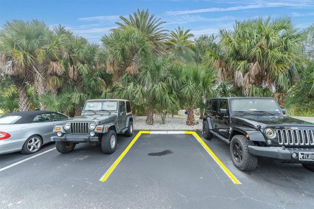 2566 GARY CIRCLE 6, Dunedin, FL 34698