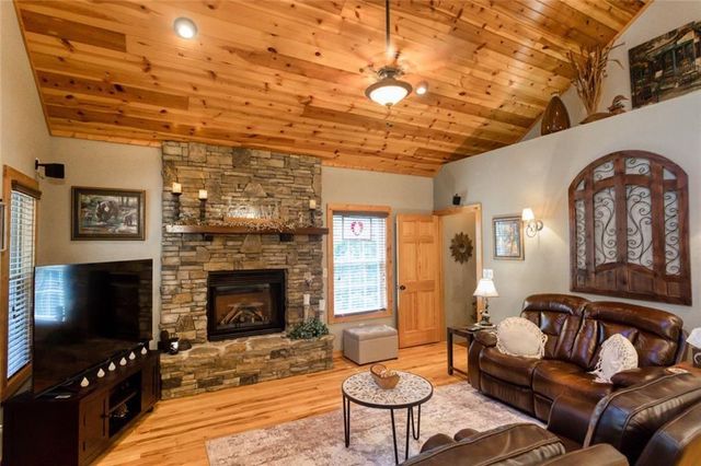 925 Zeppelin Strasse, Helen, GA 30545