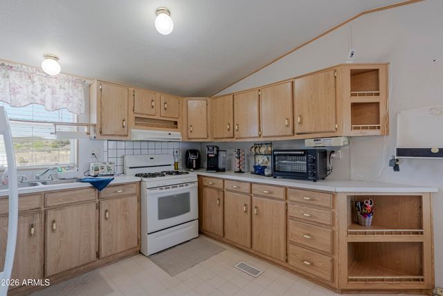 2110 N NAVAJO Place, Chino Valley, AZ 86323