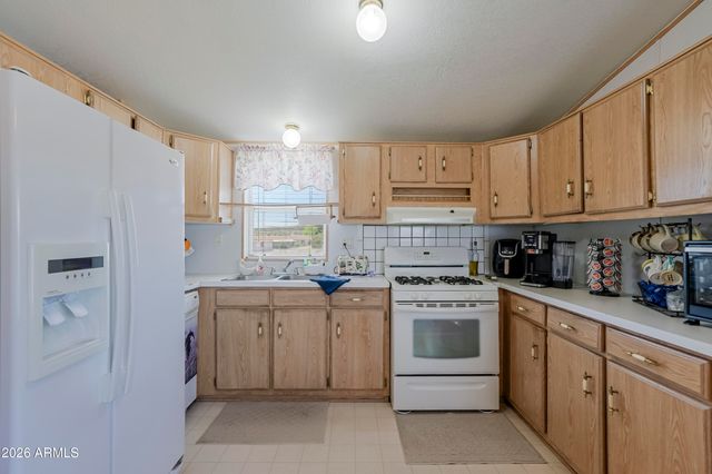 2110 N NAVAJO Place, Chino Valley, AZ 86323