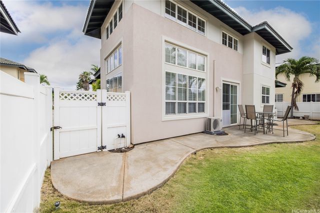 91-1011 Maulihiwa Street, Kapolei, HI 96707