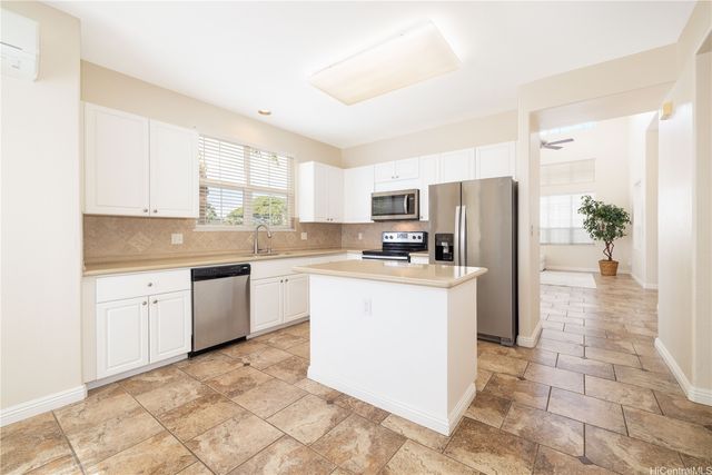 91-1011 Maulihiwa Street, Kapolei, HI 96707