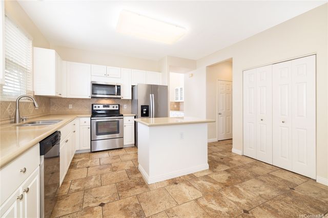 91-1011 Maulihiwa Street, Kapolei, HI 96707