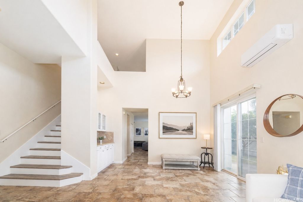 91-1011 Maulihiwa Street, Kapolei, HI 96707