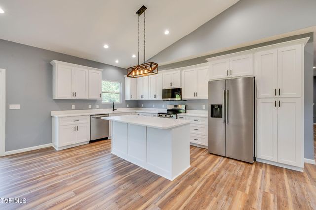 155 Keller Road, Afton, TN 37616