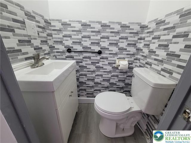 2219 Fuller Street, Whitehall Twp, PA 18052