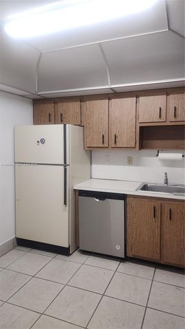 13707 Kendale Lakes Cir 205, Miami, FL 33183