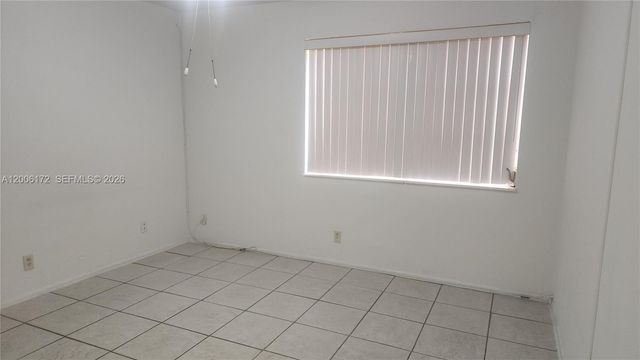 13707 Kendale Lakes Cir 205, Miami, FL 33183