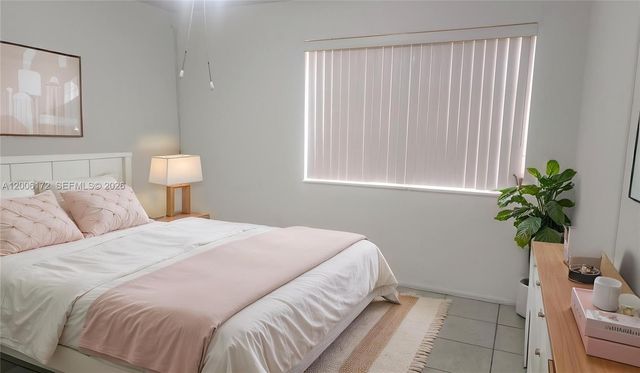 13707 Kendale Lakes Cir 205, Miami, FL 33183