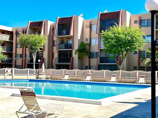 13707 Kendale Lakes Cir 205, Miami, FL 33183