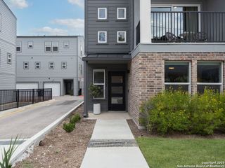 411 Ira Ave Unit 1101, San Antonio, TX 78209