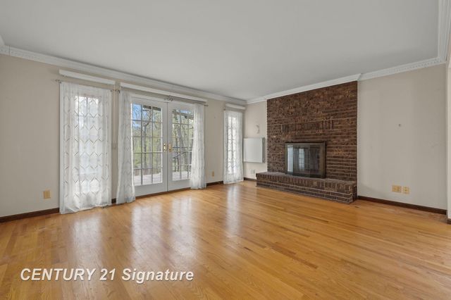 5813 Sturgeon Avenue, Midland, MI 48640