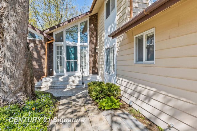 5813 Sturgeon Avenue, Midland, MI 48640