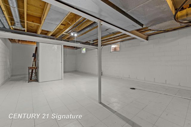 5813 Sturgeon Avenue, Midland, MI 48640