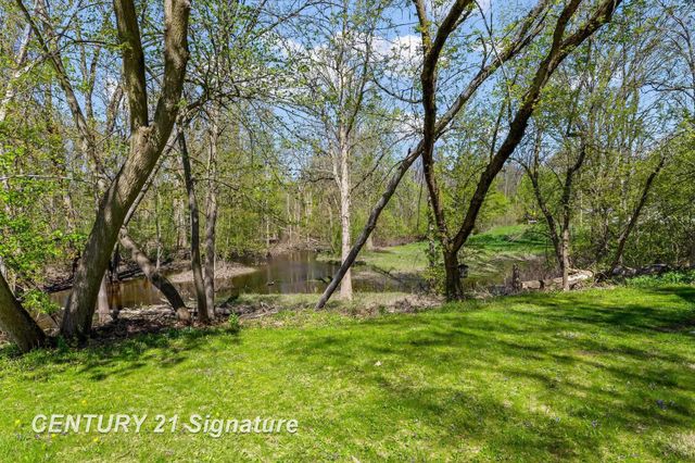 5813 Sturgeon Avenue, Midland, MI 48640