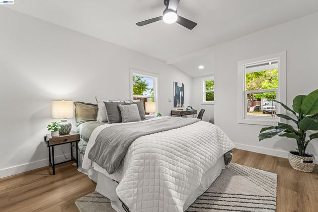 24 Lawrence Ave, Antioch, CA 94509