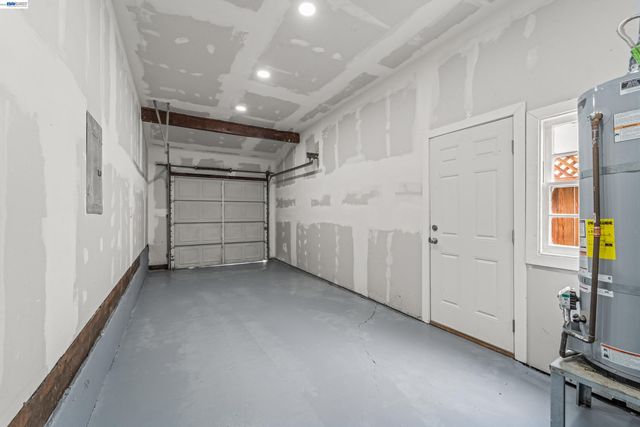 24 Lawrence Ave, Antioch, CA 94509