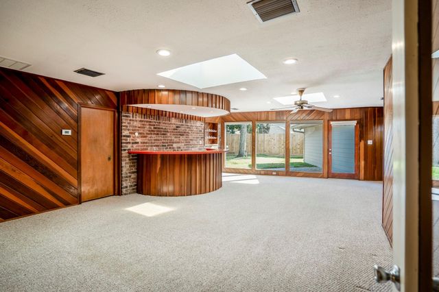 6203 Cheena Drive, Houston, TX 77096