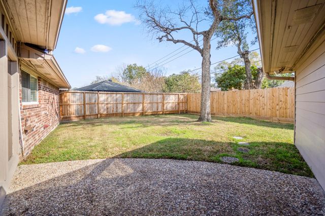 6203 Cheena Drive, Houston, TX 77096