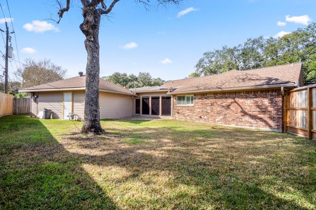 6203 Cheena Drive, Houston, TX 77096