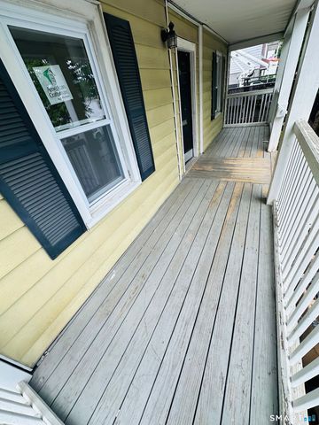 6 East Walnut Street 1R, Stamford, CT 06902