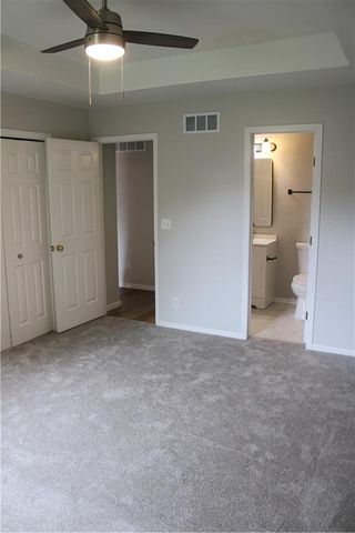 403 NW Highland Lane, Blue Springs, MO 64014