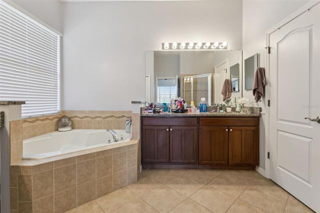 220 BAYOU BEND ROAD, Groveland, FL 34736