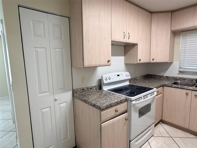 3704 36TH STREET W, Bradenton, FL 34205