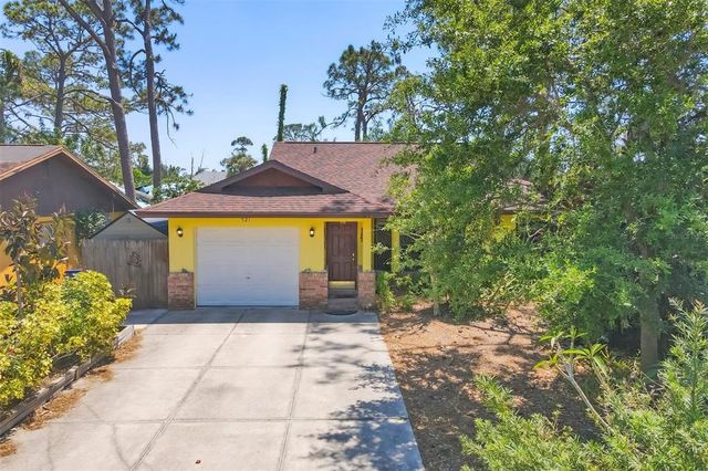 521 ARTISTS AVENUE, Englewood, FL 34223