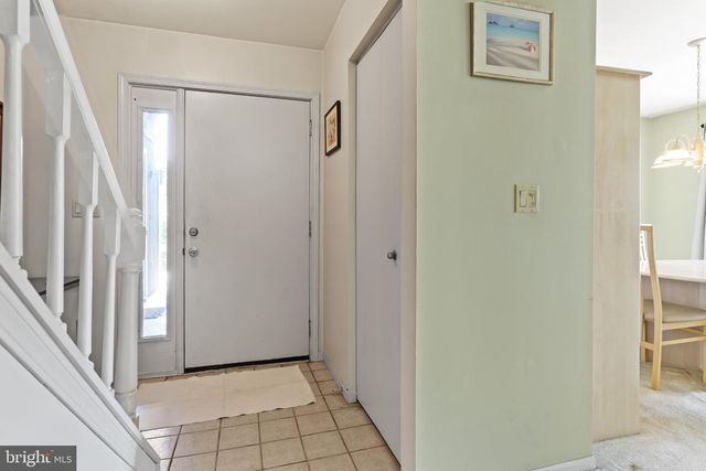 834 LEE LN, Enola, PA 17025