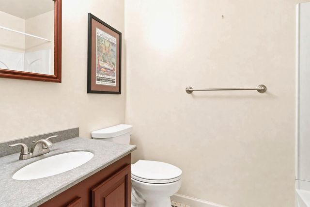 834 LEE LN, Enola, PA 17025