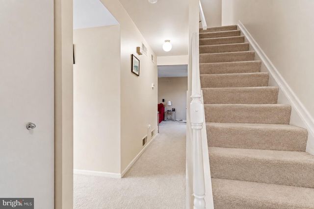 834 LEE LN, Enola, PA 17025