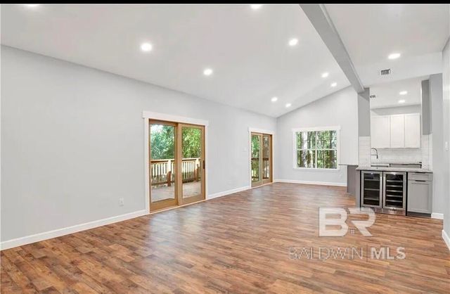 632 Ridgewood Drive, Daphne, AL 36526