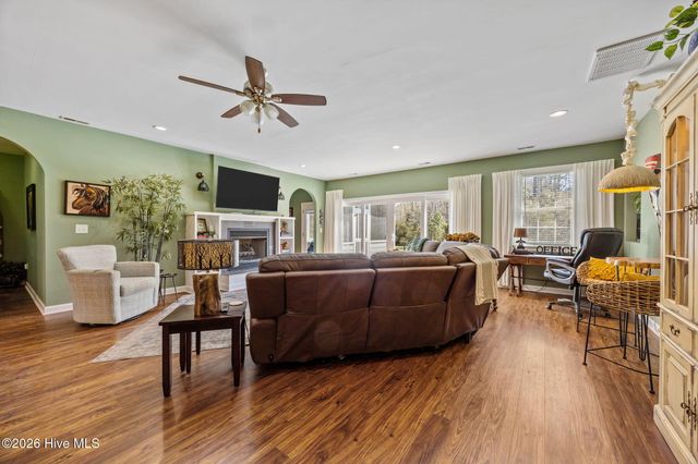 641 Edgewood Avenue, Newport, NC 28570