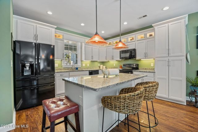 641 Edgewood Avenue, Newport, NC 28570