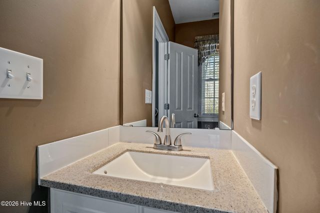 641 Edgewood Avenue, Newport, NC 28570