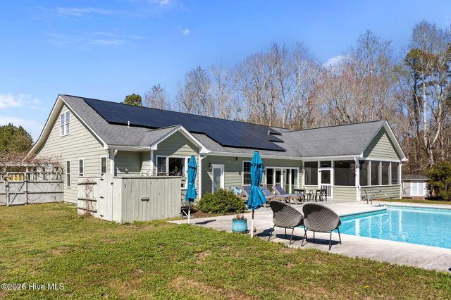 641 Edgewood Avenue, Newport, NC 28570