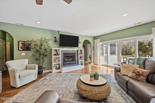 641 Edgewood Avenue, Newport, NC 28570