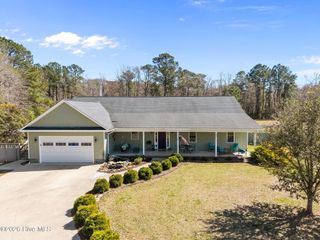 641 Edgewood Avenue, Newport, NC 28570