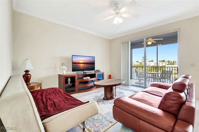 16595 Lake Circle DR 233, Fort Myers, FL 33908