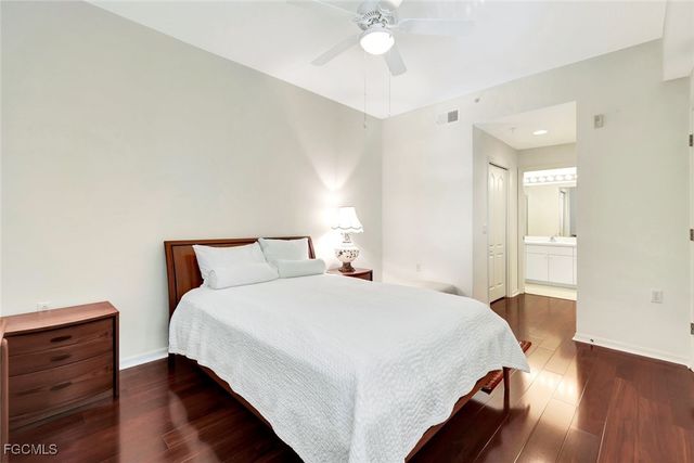 16595 Lake Circle DR 233, Fort Myers, FL 33908