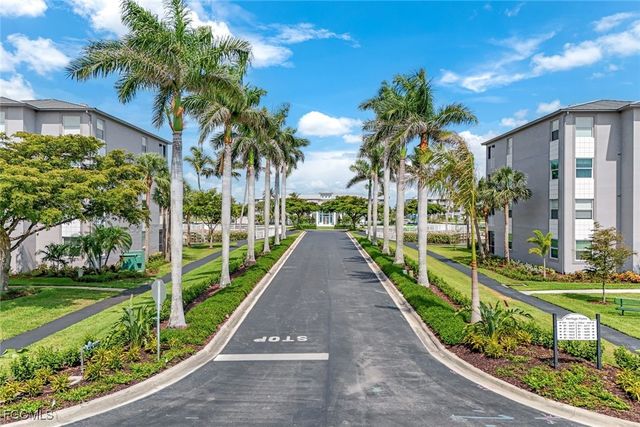 16595 Lake Circle DR 233, Fort Myers, FL 33908