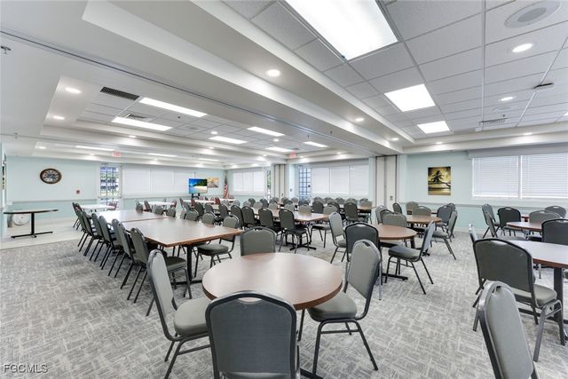 16595 Lake Circle DR 233, Fort Myers, FL 33908