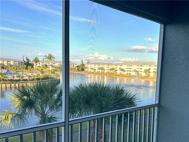 16595 Lake Circle DR 233, Fort Myers, FL 33908